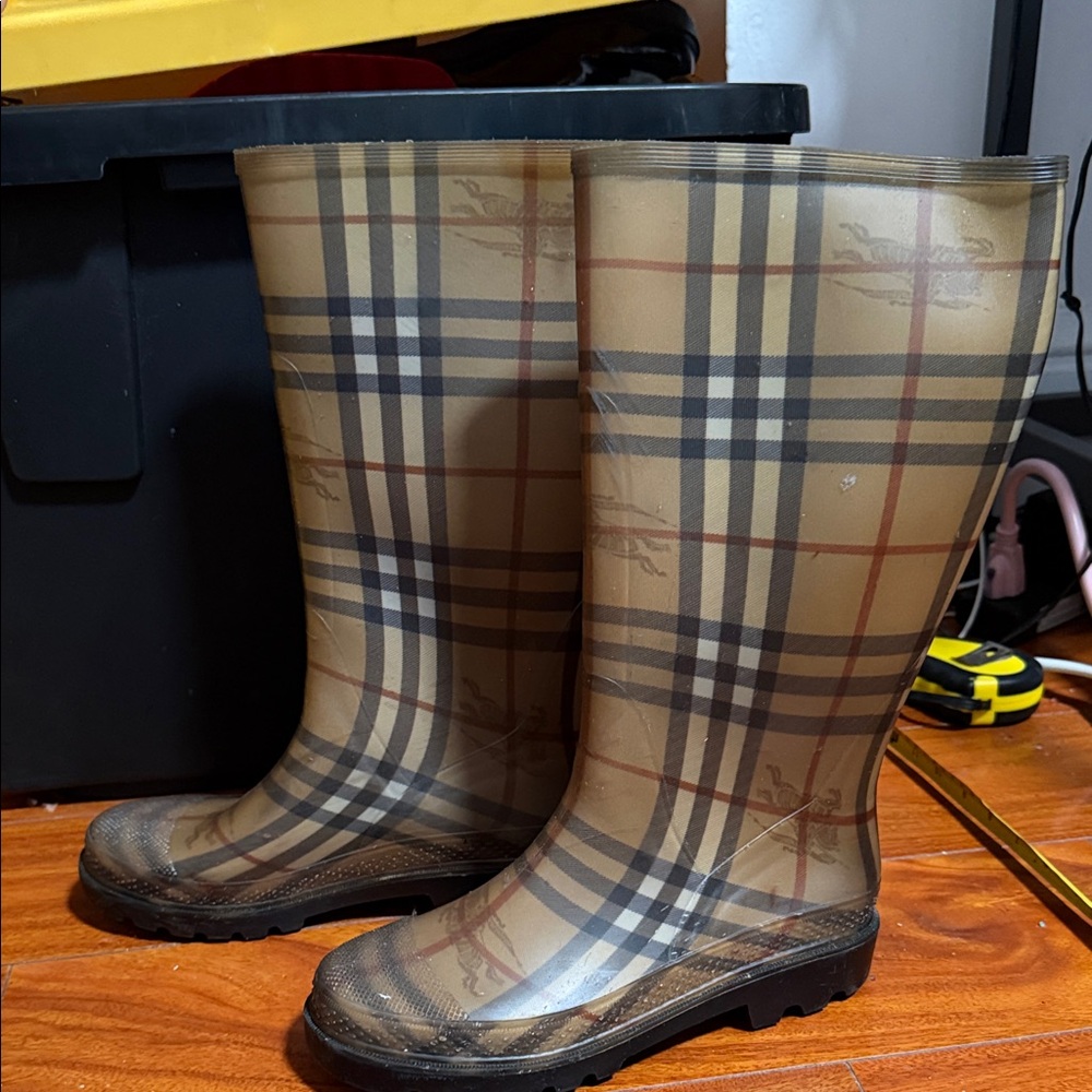 Burberry Tan Plaid Rubber Rain Boots